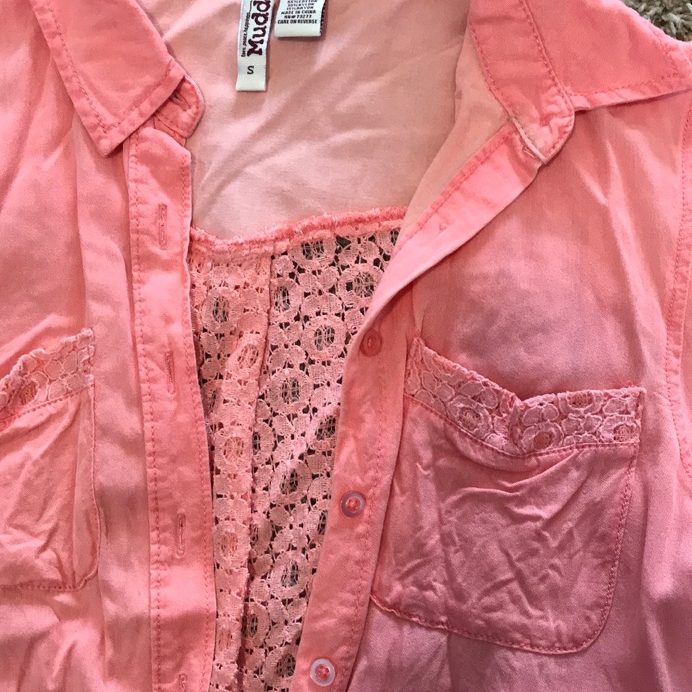 button up shirt - Picture 3 of 4